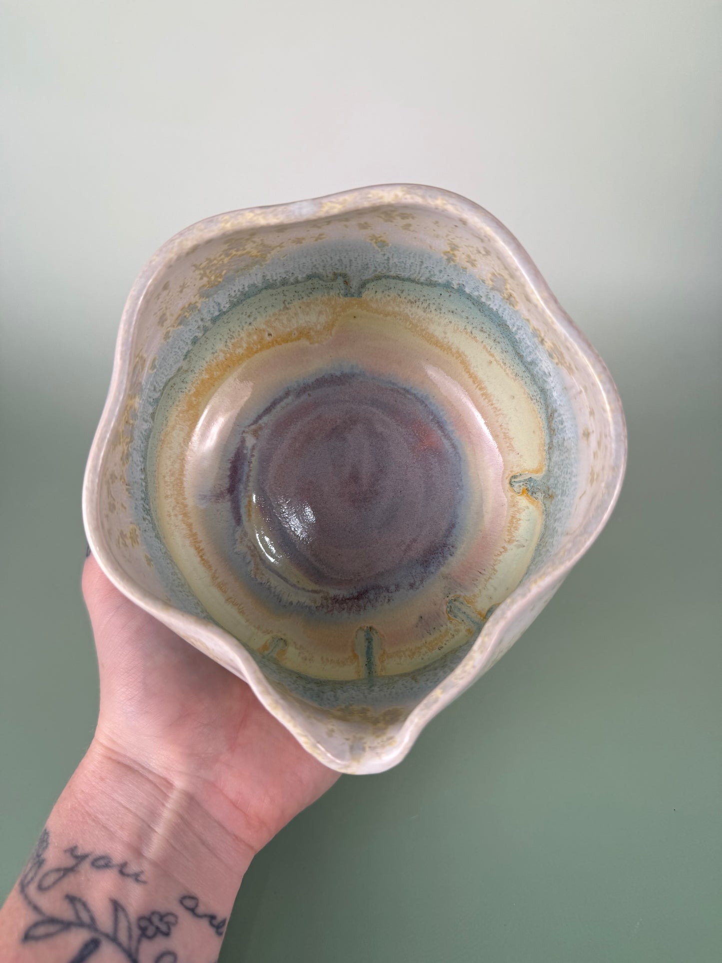 Flower shaped matcha bowl