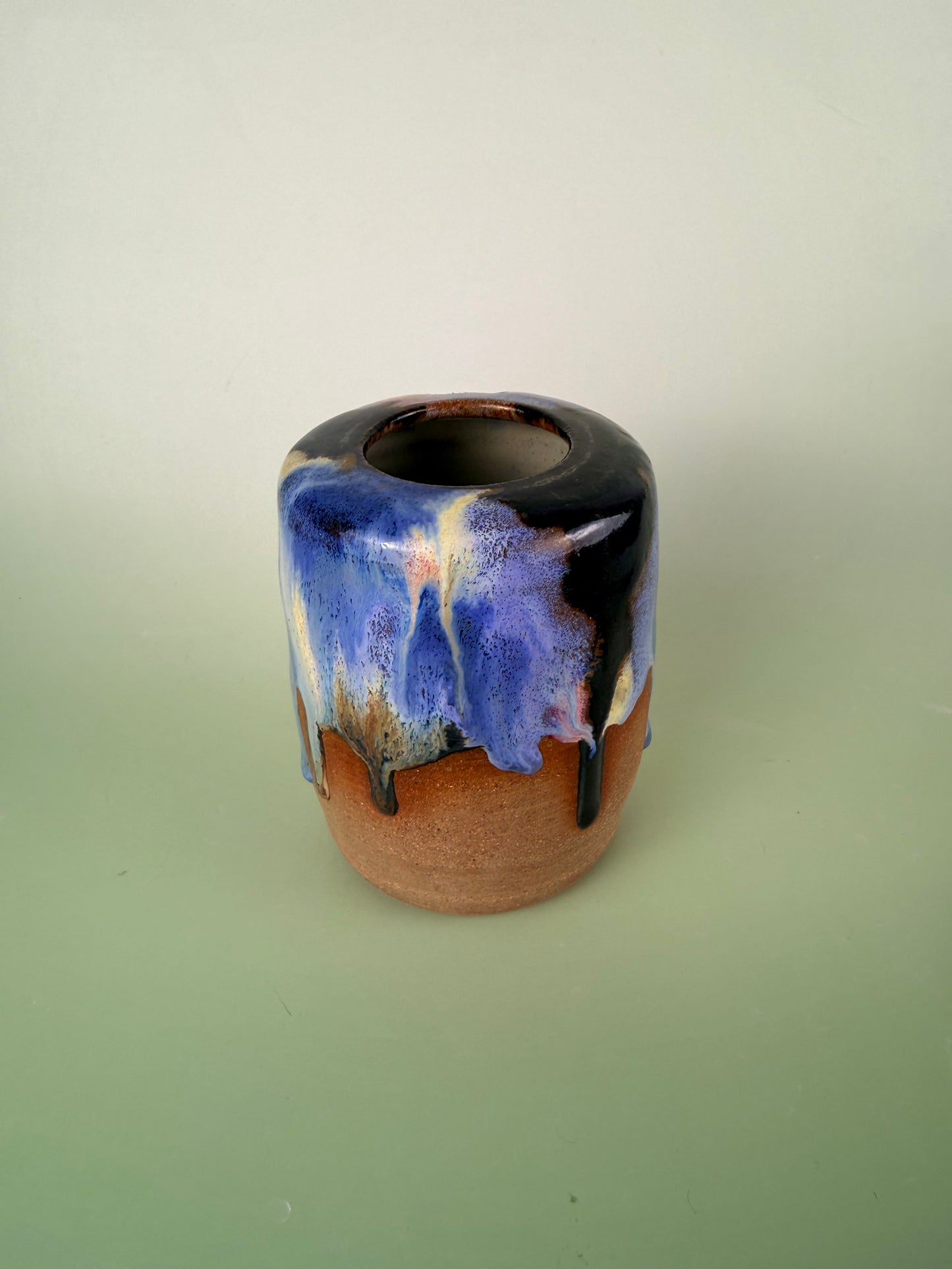 Dark clay sparkly travel cup