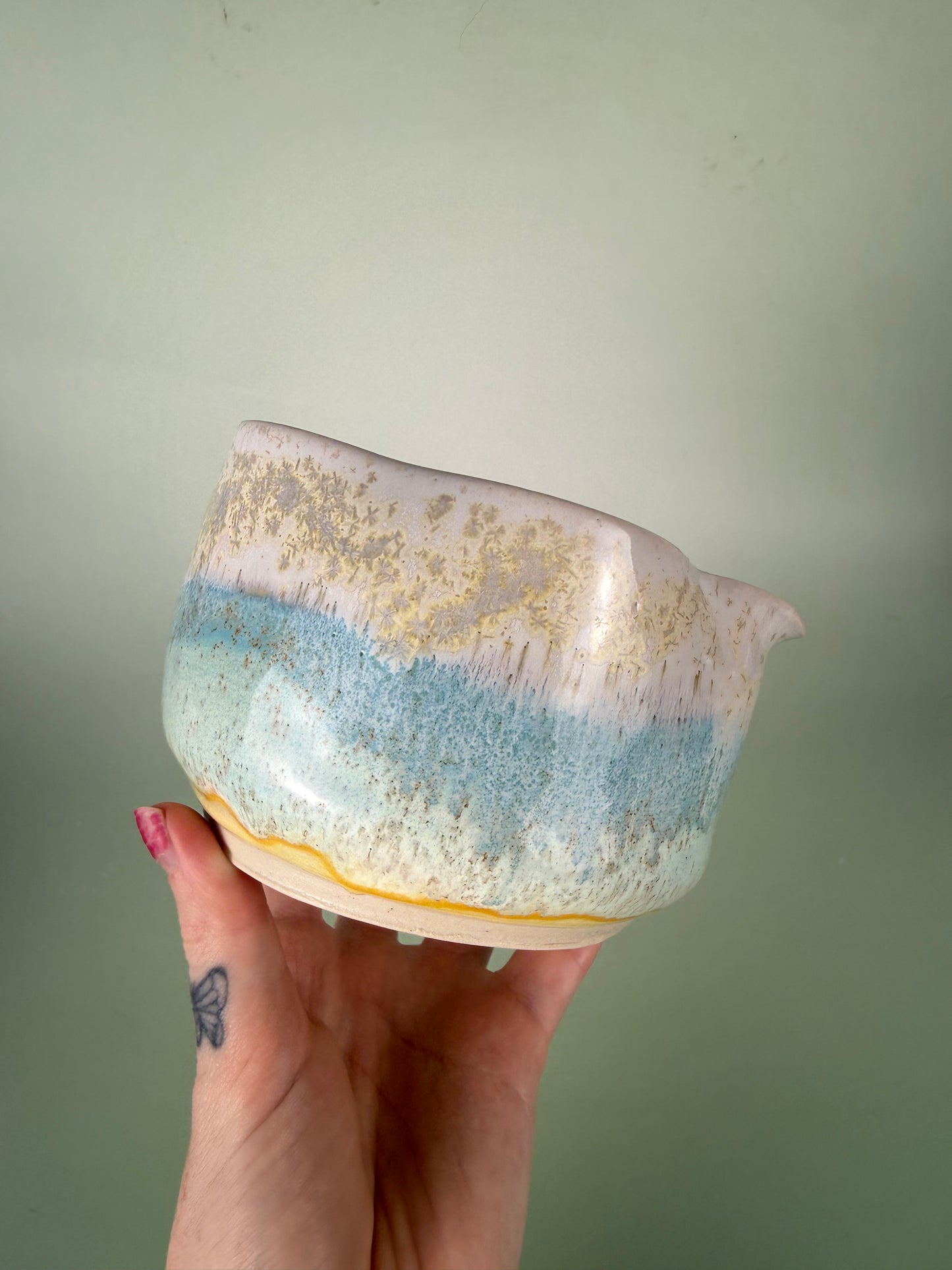 Flower shaped matcha bowl