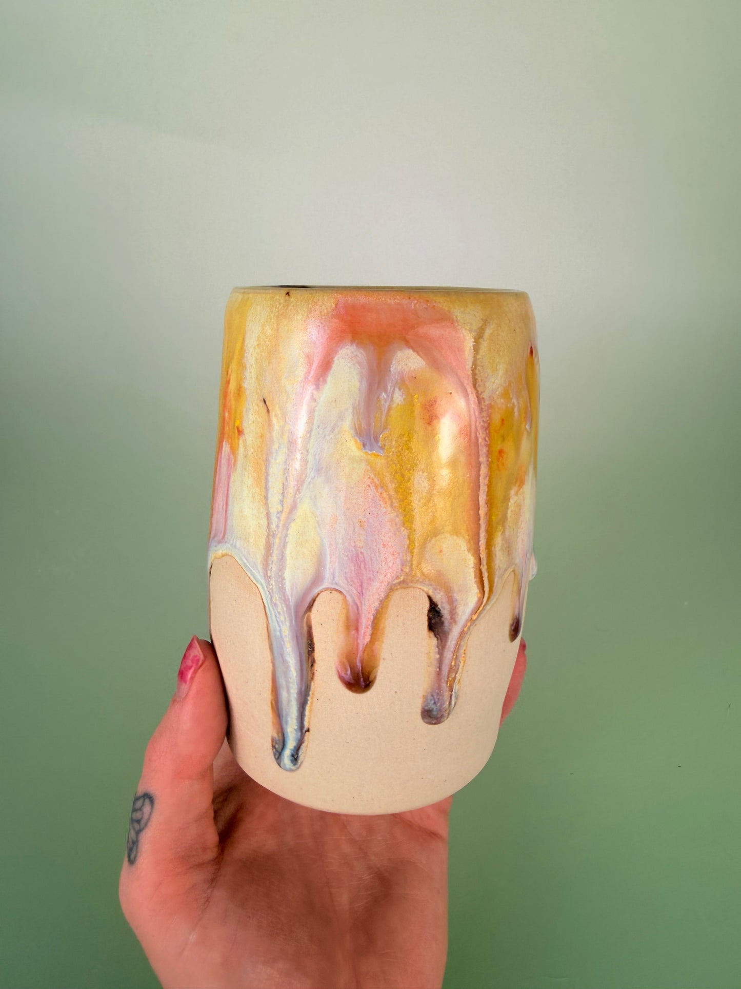 Cup 37