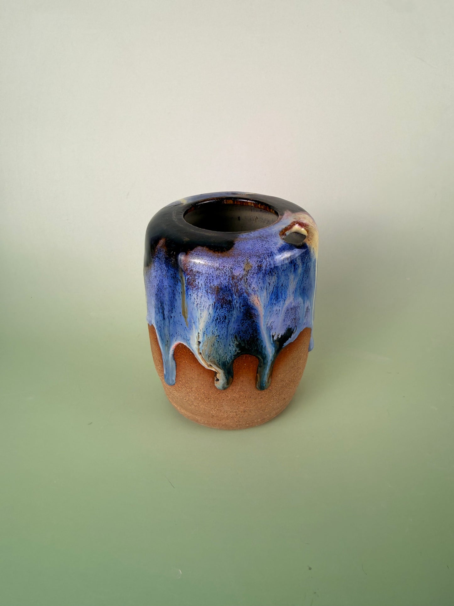 Dark clay sparkly travel cup