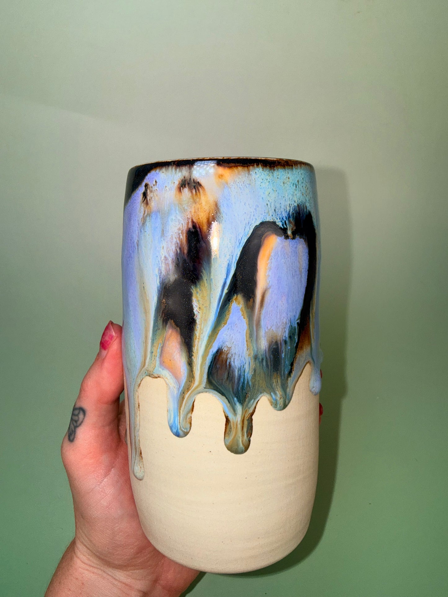 Cup 27